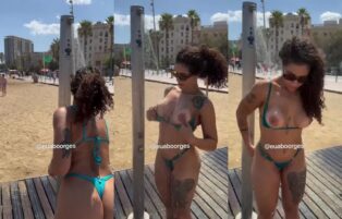 Lana Borges Mostrando os Peitos na Praia
