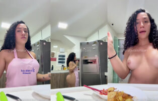 Rafaela Sumpani Faz Lanche Pelada Na Cozinha – Onlyfans