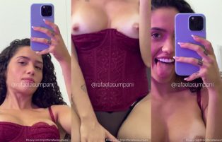 Peituda No Privacy Mostrando Tudo Com Rafaela Sumpani