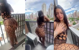 Yasmin Nogueira Plugada Se Exibindo na Varanda – Onlyfans Gratis