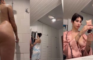 Gabi Saleh Nua Tomando Banho em Flagra – Privacy Grátis