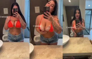 Mari Casada Peituda com Piercing e Marquinha Exibindo o Corpo – RedTube Brasil
