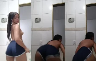 Nathaly Novinha do Peitinho Natural Rebolando Gostoso – Onlyfans Amador