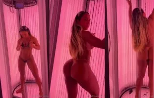 Mulher Melão Mostra Bucetão Bronzeado No Fapello