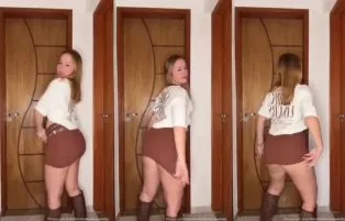 Antonia Valadão Mostrando a Buceta De Mini Saia