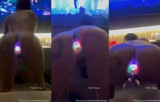 Nadine Borges Nua De Plug Anal Com Pisca No Xvídeos Pornô
