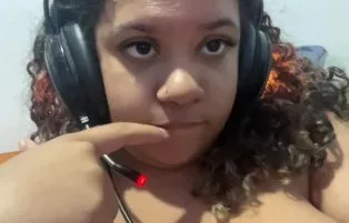 Peituda Nerd Melissa Pontes Se Exibindo No Privacy