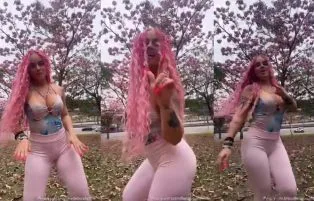 Rabuda Empinando Na Rua Debora Fantine – Telegram Pornô