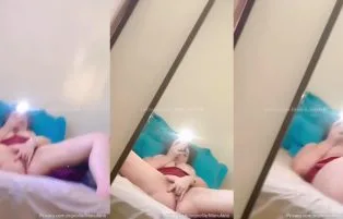 Manu Carvalho Tocando Siririca no Espelho – Redtube