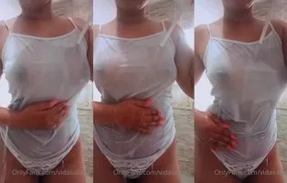 Vida Safada Molhando Camisa – Vídeos Caseiros